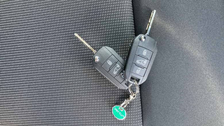 Vauxhall Vivaro L2 Diesel 2.2 Turbo D 150 Pro H1 Van